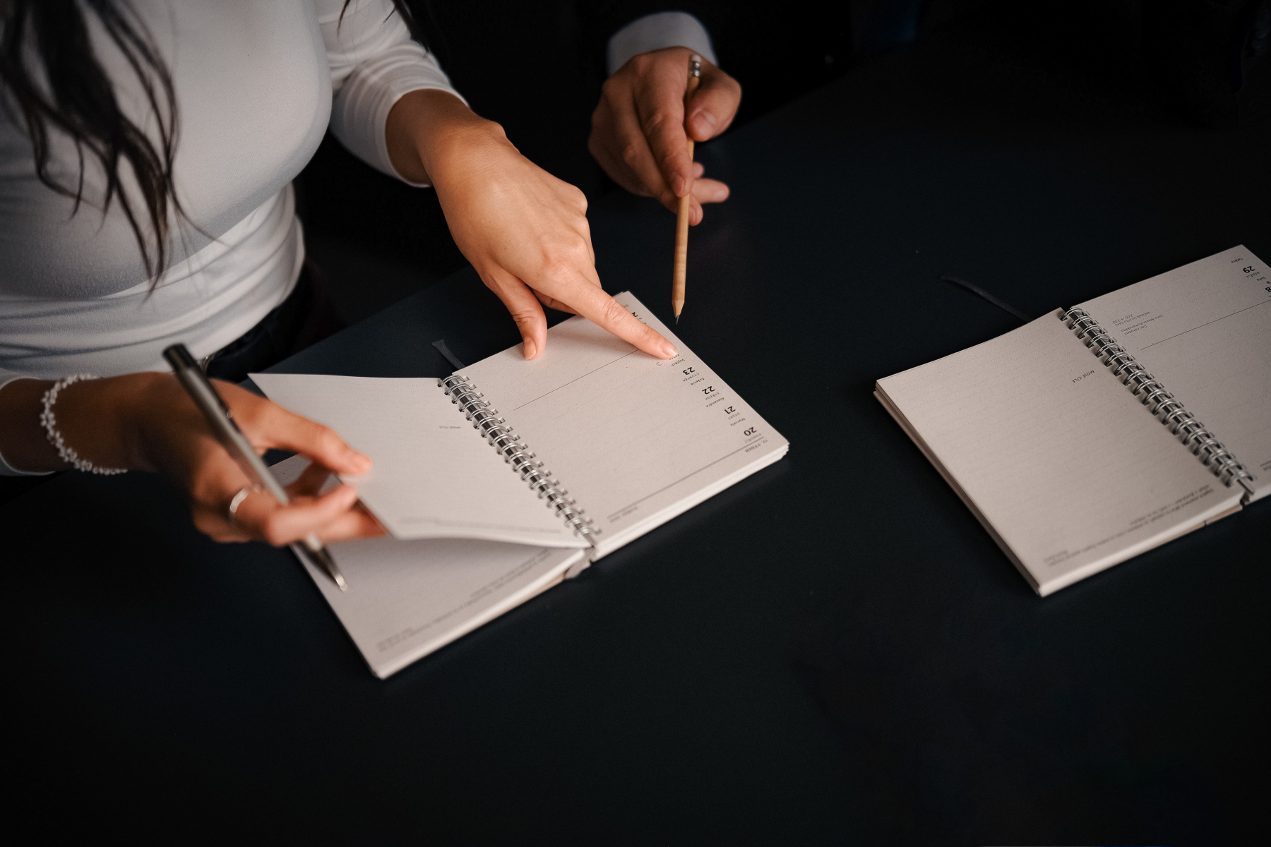 akadiar 25-26 fin 014