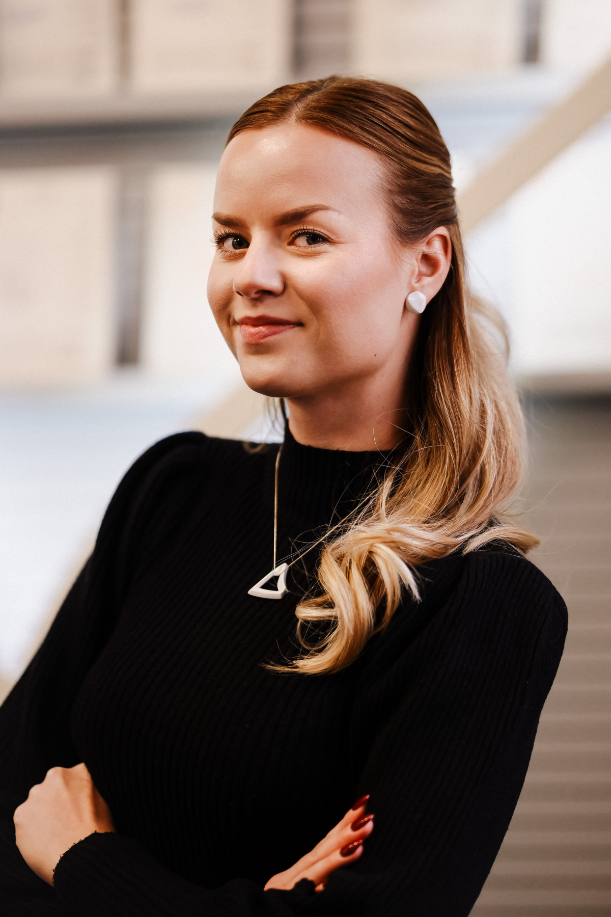 atropa nausnice fin 004